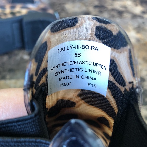 NEW Lauren Ralph Lauren Tally Short Rain Booties - Picture 10 of 16